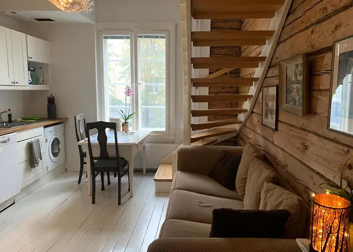 Keskusta Ainutlaatuinen Iso Huone Oma Kph Puutalo-osakkeessa Privat bolig Tampere